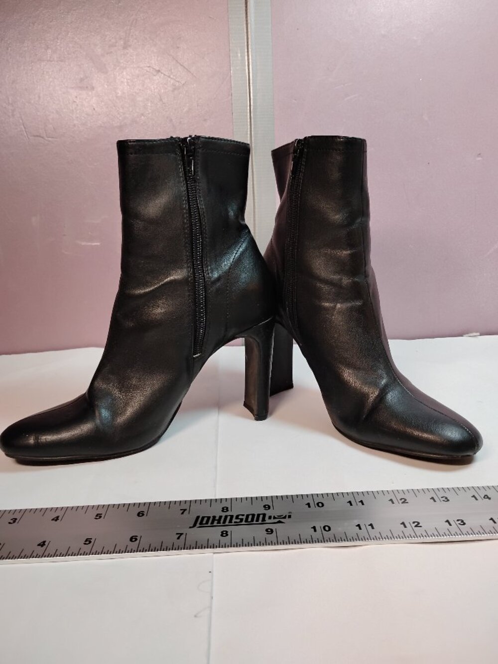 Women’s Black Ankle Boots Size 7 Faux Leather Block Heel Zip Booties